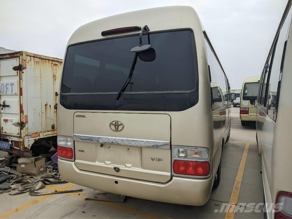 Toyota Coaster Bus Minibussit