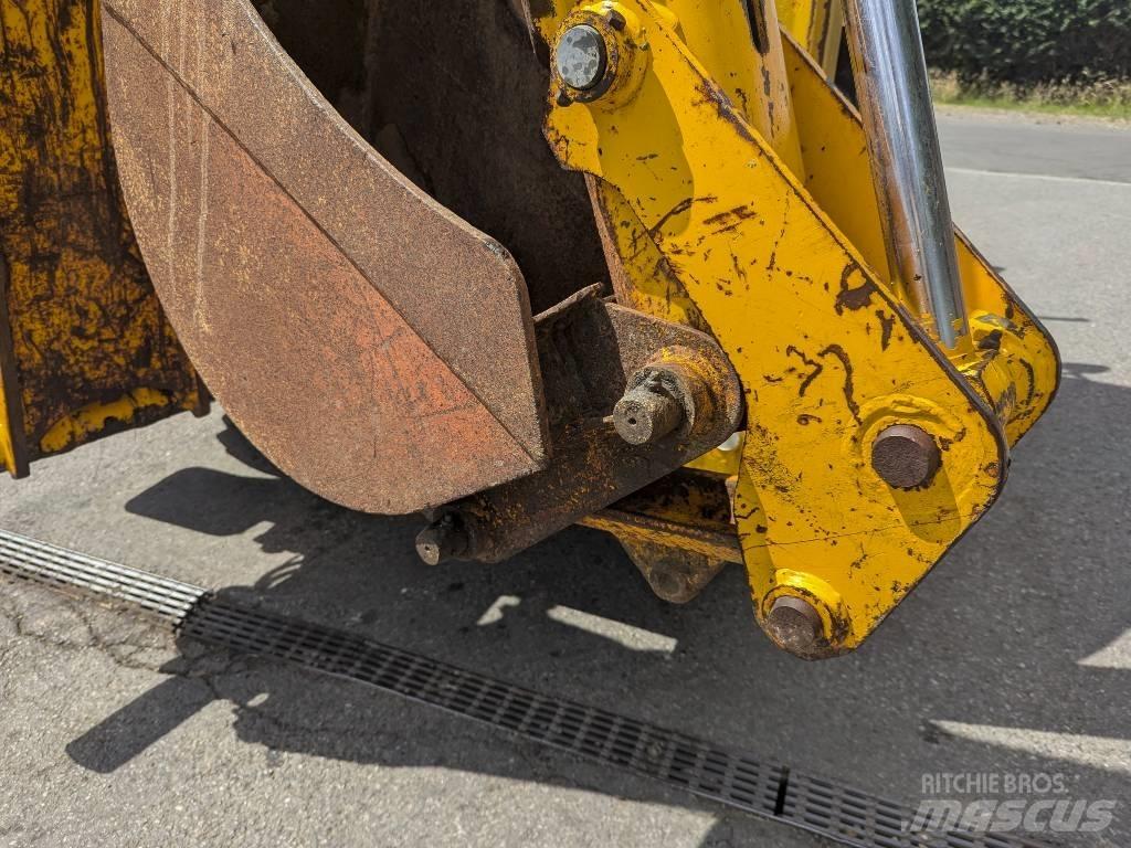 JCB 3 CX Kaivurikuormaajat