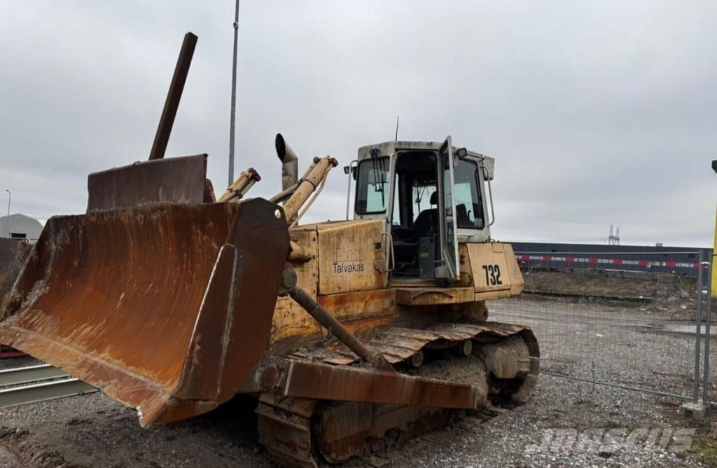 Liebherr 732 Telaketjupuskutraktorit