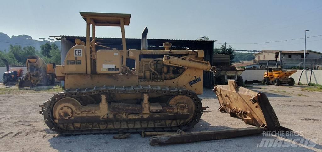 CAT D 7 G Telaketjupuskutraktorit