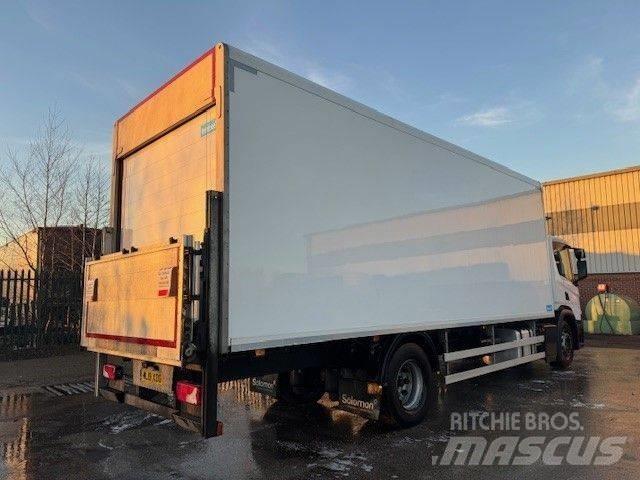 Scania P 250 Kylmä-/Lämpökori kuorma-autot