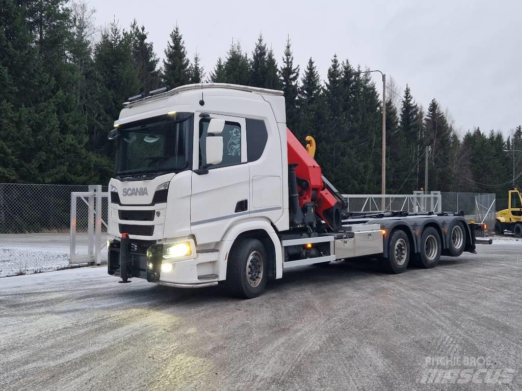 Scania R540 8x2 Nosturiautot