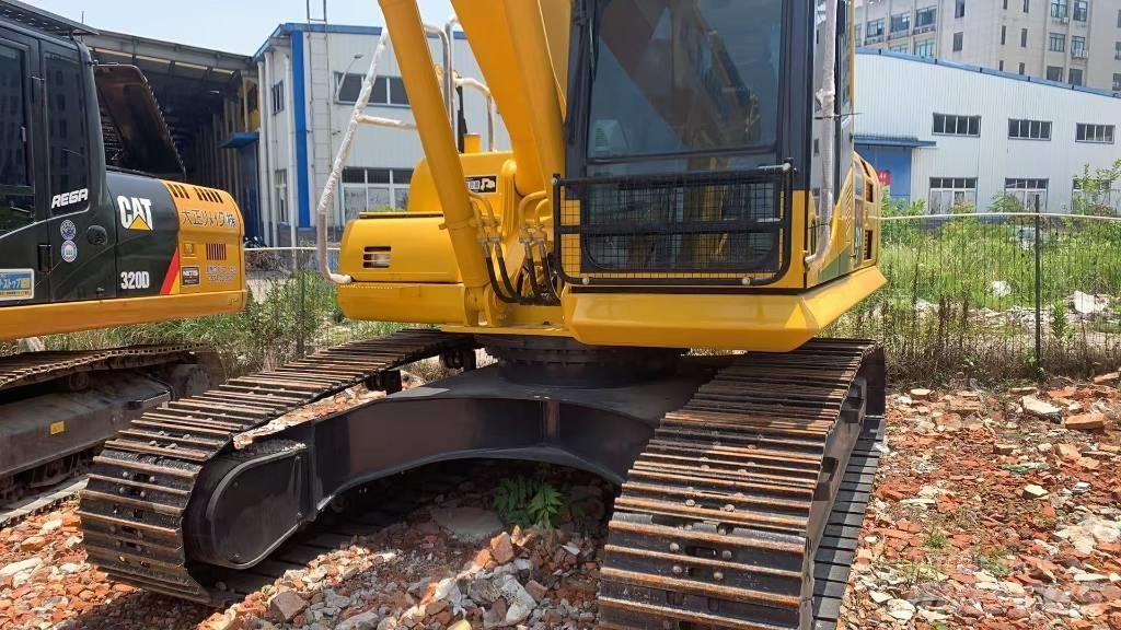 Komatsu PC 210 Telakaivukoneet