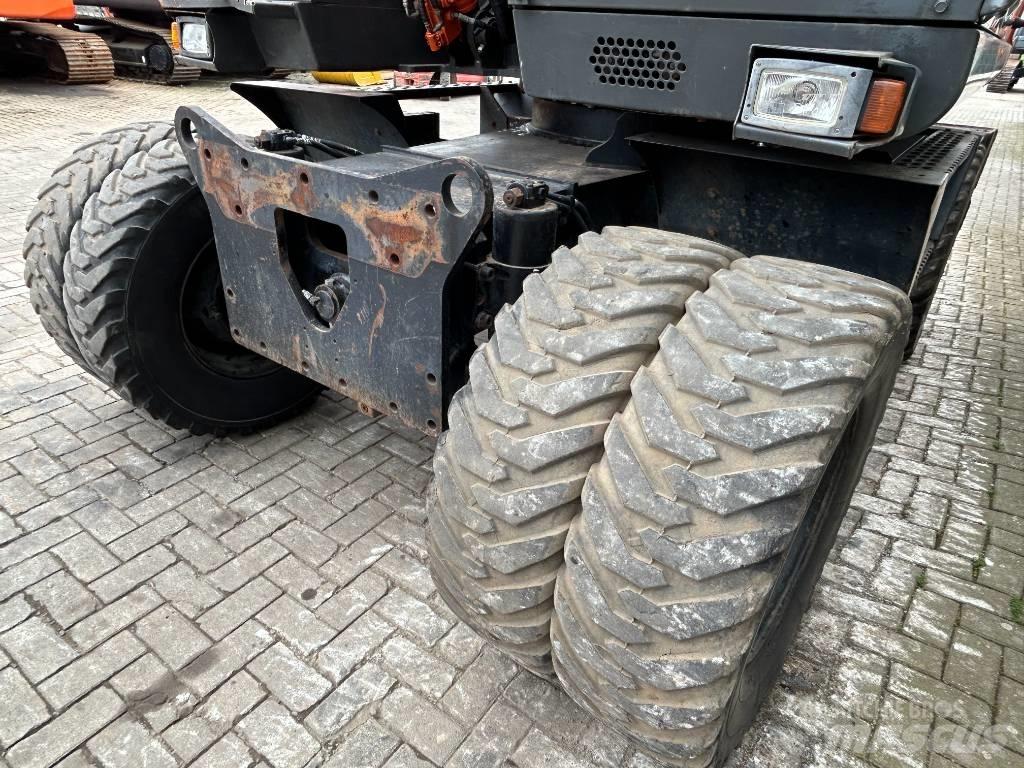 Hitachi ZX 140 W Pyöräkaivukoneet