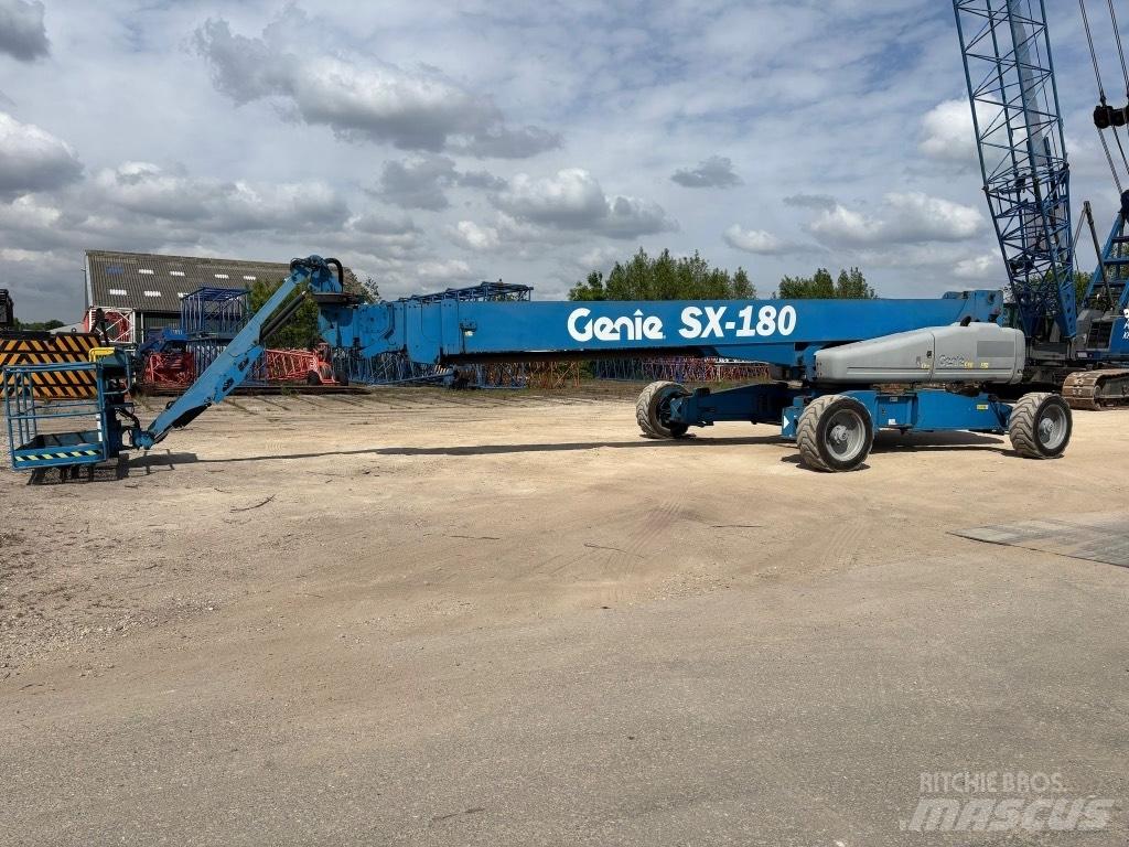 Genie SX 180 Teleskooppipuominostimet