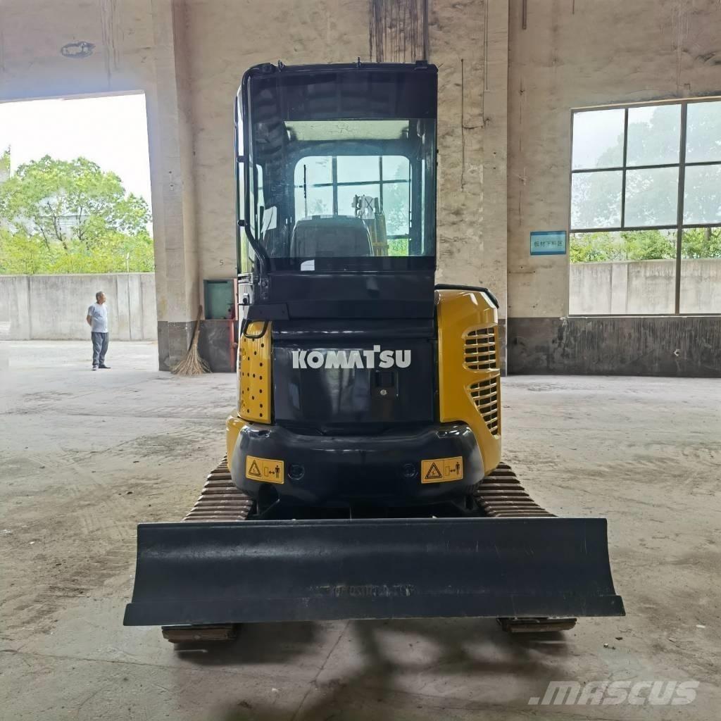 Komatsu PC30 Telakaivukoneet