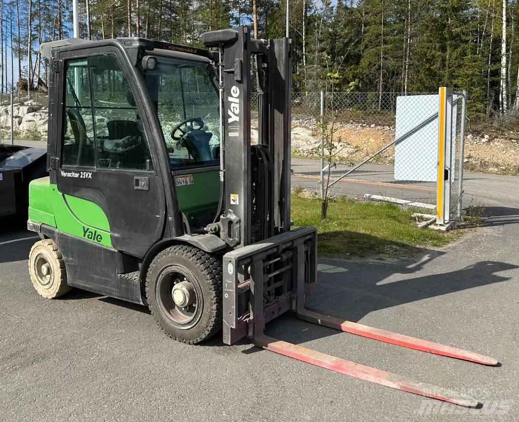 Yale GLP 25 VX Nestekaasutrukit