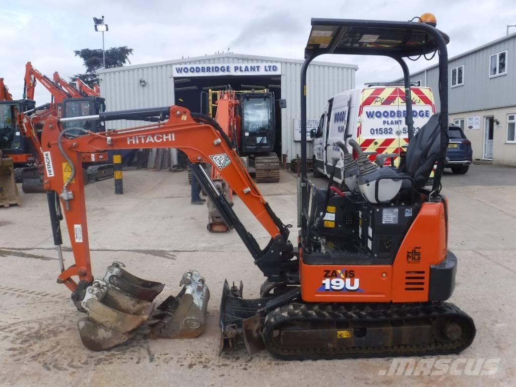 Hitachi ZX 19 U-6 Minikaivukoneet < 7t