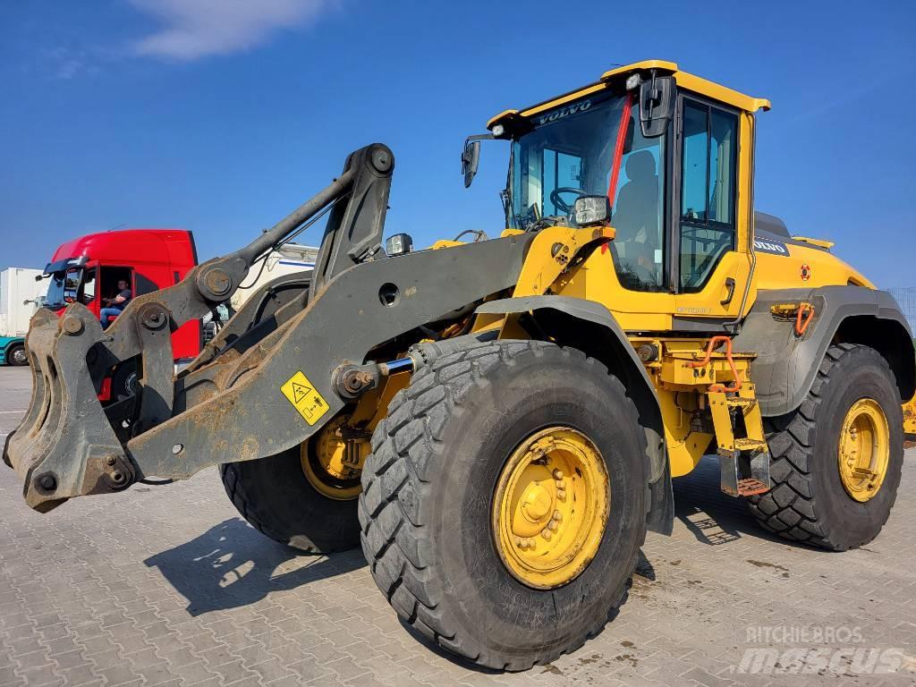 Volvo L 120 H Pyöräkuormaajat
