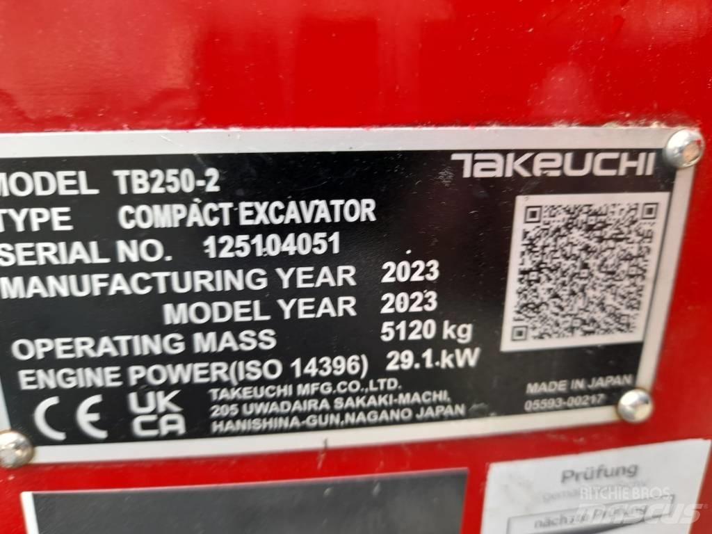 Takeuchi TB 250-2 Minikaivukoneet < 7t