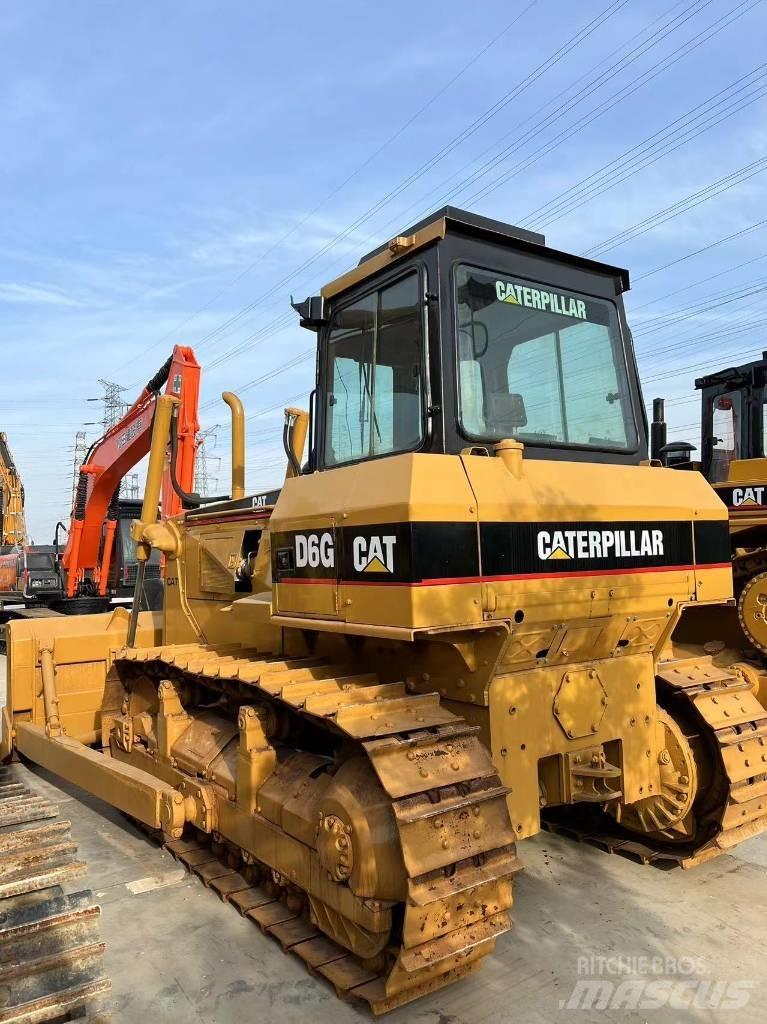 CAT D 6 G Telaketjupuskutraktorit