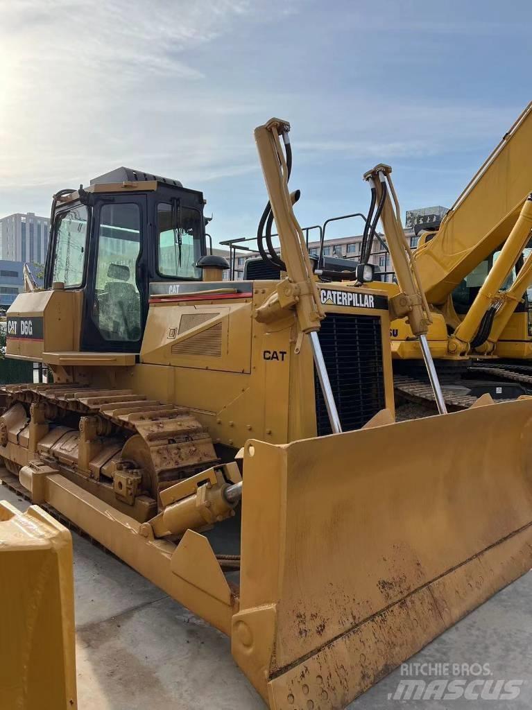 CAT D 6 G Telaketjupuskutraktorit