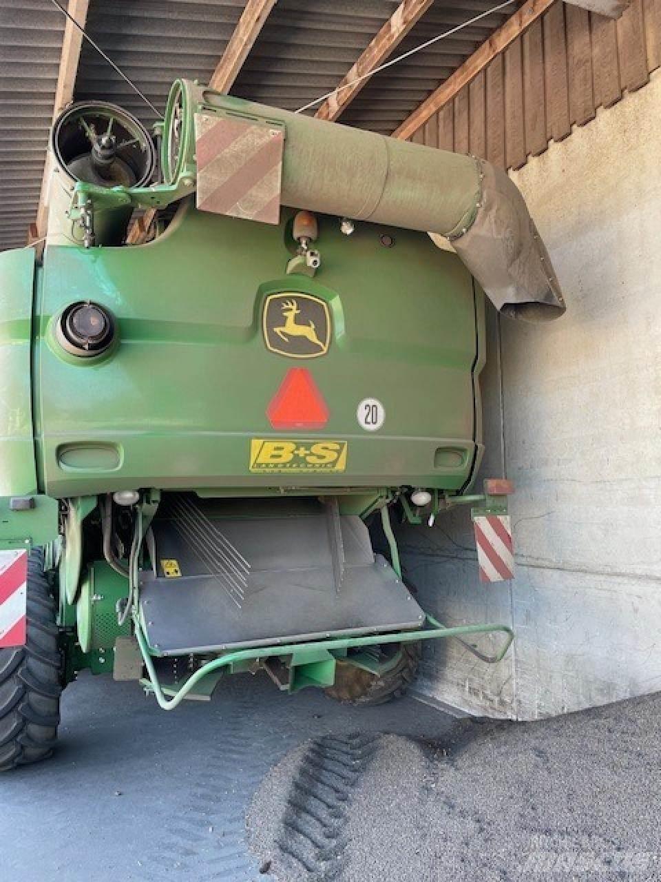 John Deere S 680 i Leikkuupuimurit