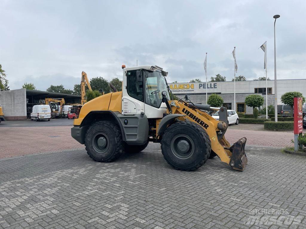 Liebherr L538 Pyöräkuormaajat