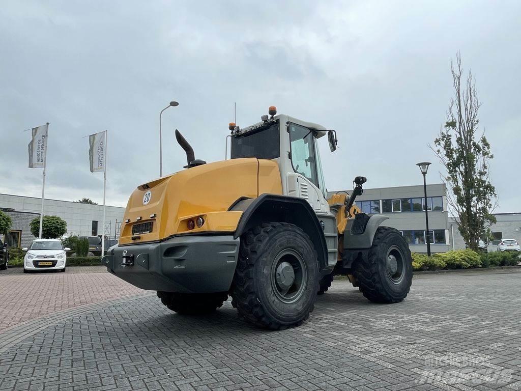 Liebherr L538 Pyöräkuormaajat