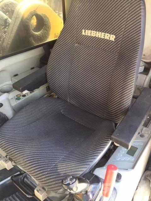 Liebherr R 974 C Telakaivukoneet