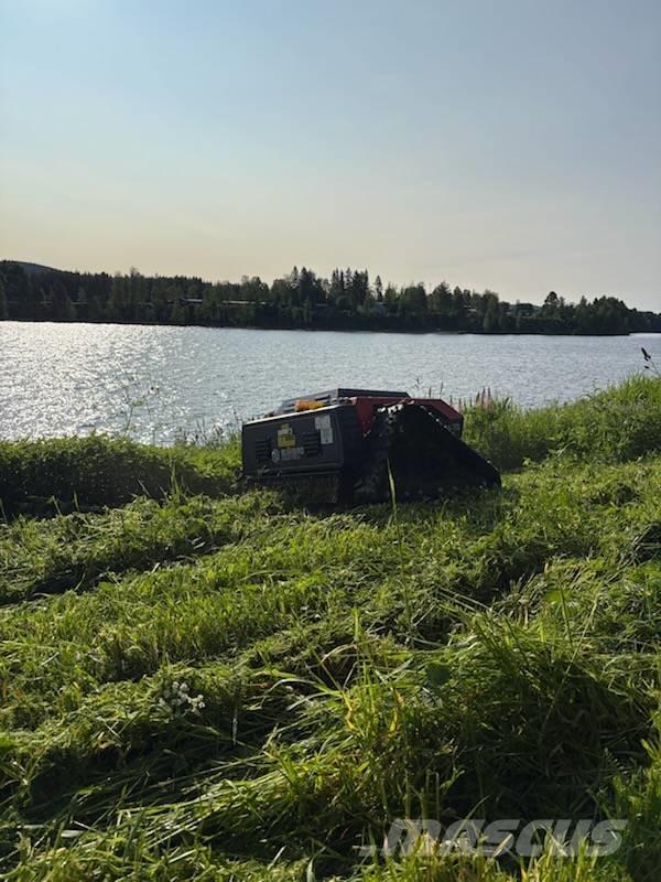 Blue Bird FM 24-70 Perässäkäveltävät leikkurit