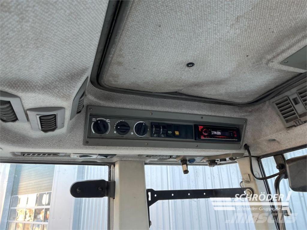 Fendt 714 VARIO Traktorit