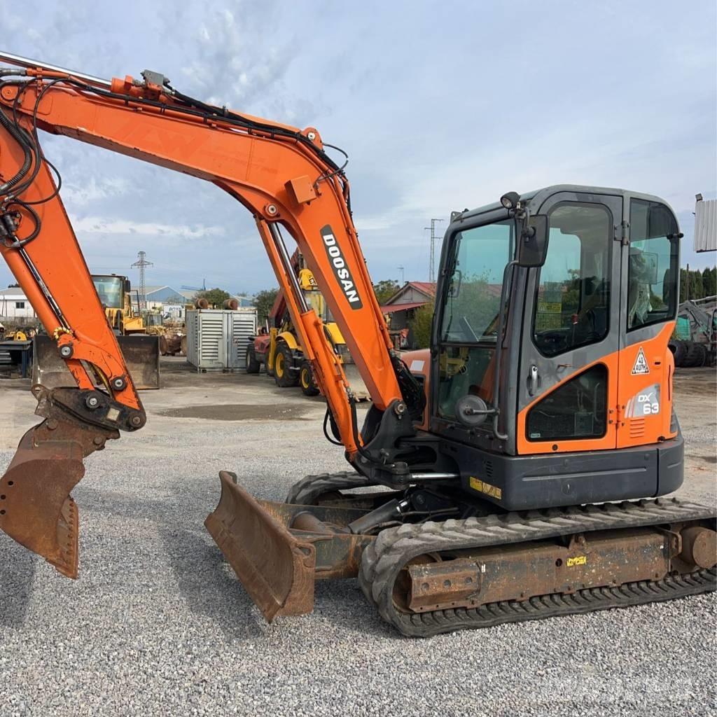 Doosan DX 63-3 Minikaivukoneet < 7t