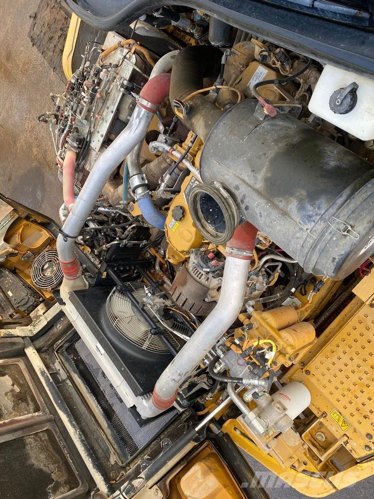 CAT 725C2 NVT Dumpperit