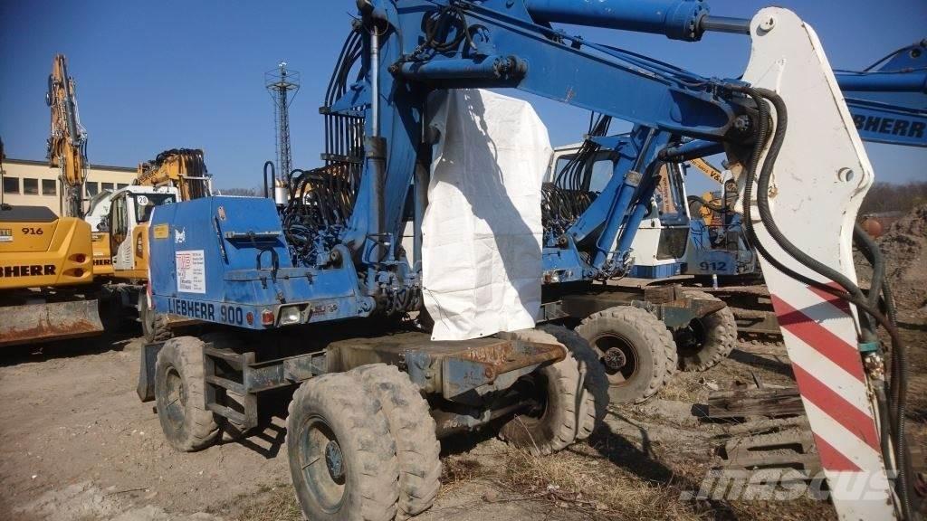 Liebherr A900-C Pyöräkaivukoneet