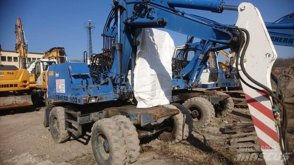 Liebherr A900-C Pyöräkaivukoneet