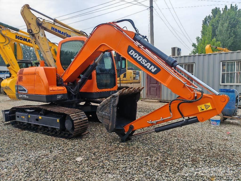 Doosan DX 75-9 C Minikaivukoneet < 7t