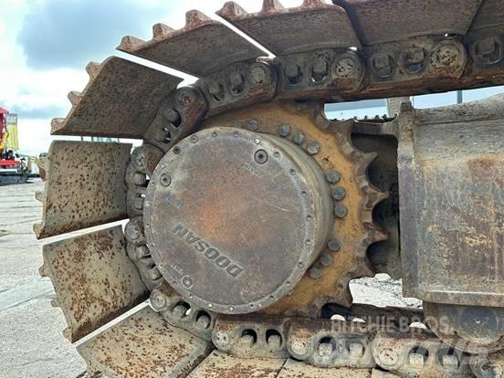 Doosan DX 300 LC-3 Telakaivukoneet