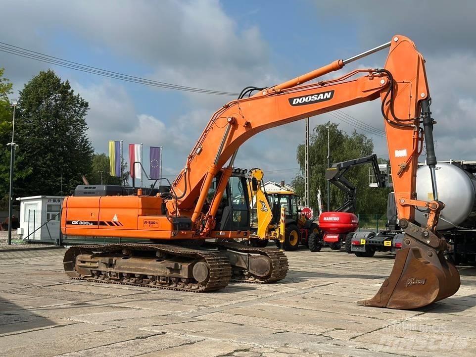 Doosan DX 300 LC-3 Telakaivukoneet