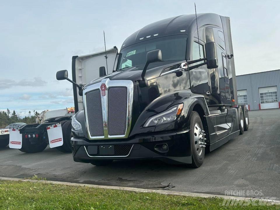 Kenworth T 680 Vetopöytäautot
