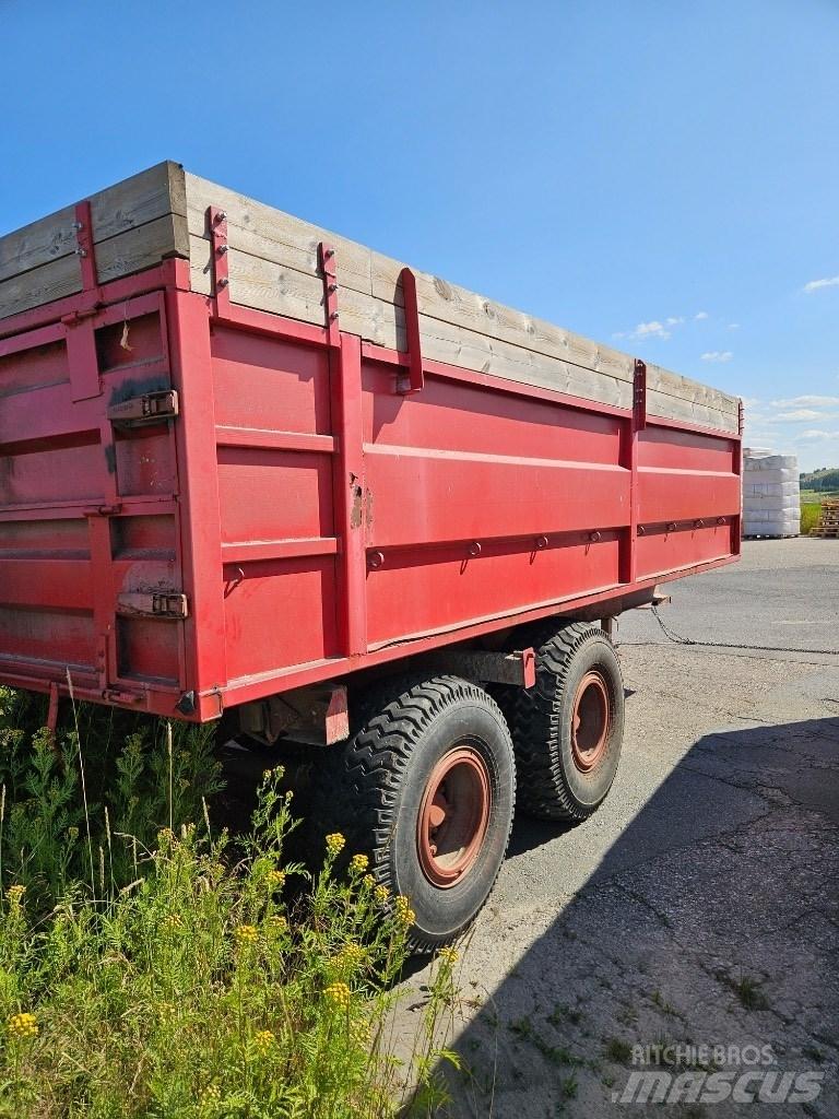 Tempo 160 Kippiperävaunut