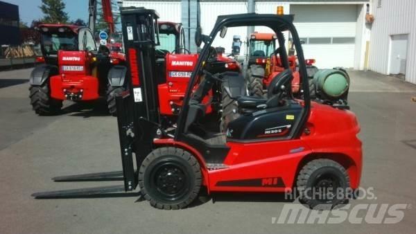 Manitou MI30G ST5 Maastotrukit