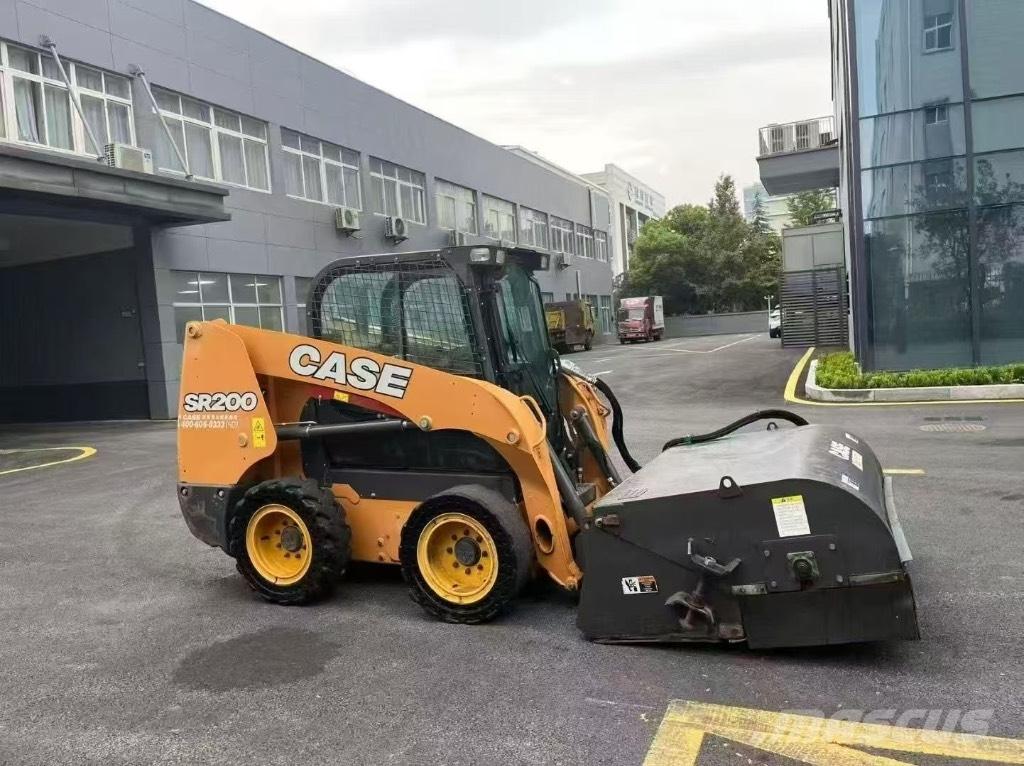 CASE SR 200 Liukuohjatut kuormaajat