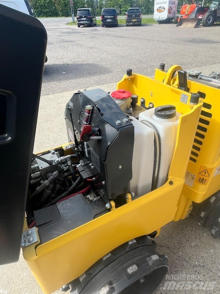 Bomag BMP 8500 Tärylevyt
