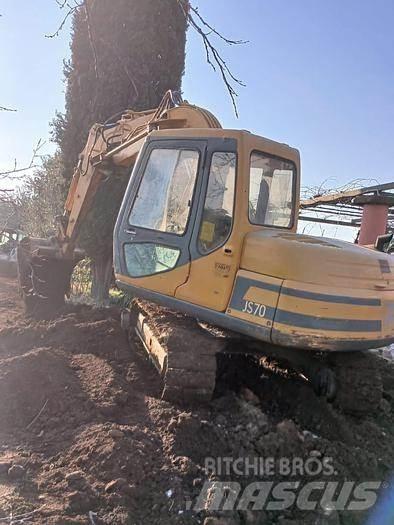 JCB JS70 Midikaivukoneet 7t - 12t