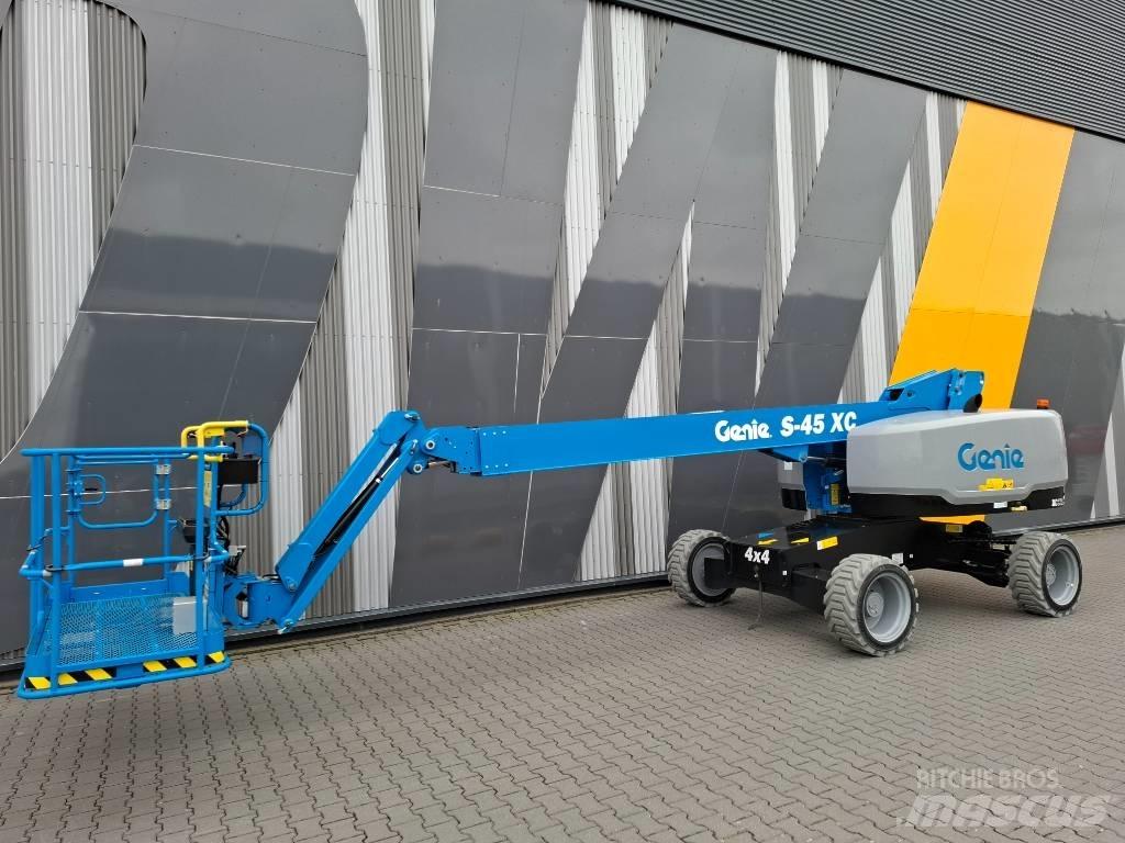 Genie S-45XC Teleskooppipuominostimet