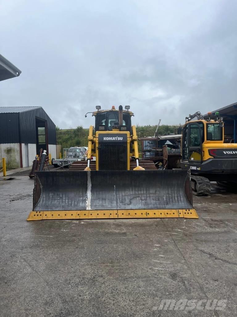 Komatsu 65 PX-17 Telaketjupuskutraktorit