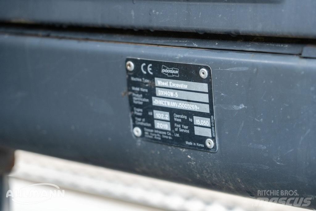Doosan DX140W-5 Pyöräkaivukoneet