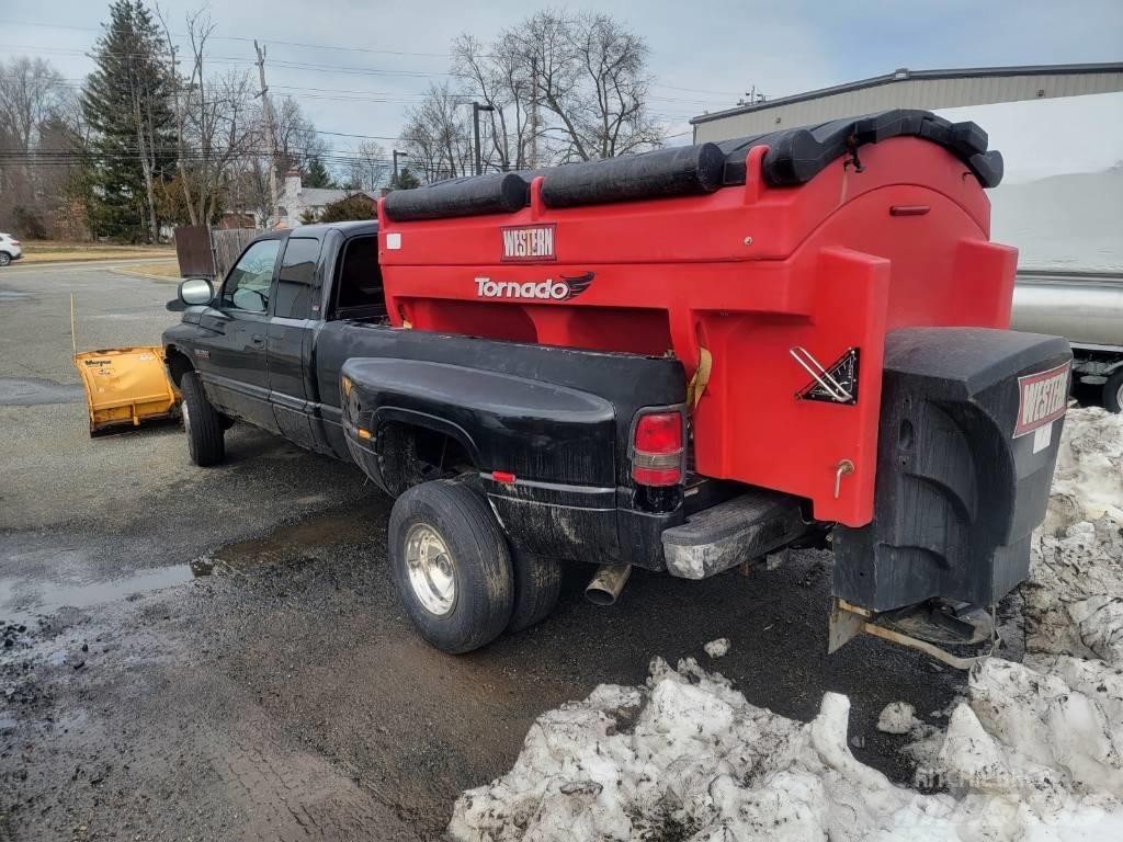 Dodge 3500 Lava-autot