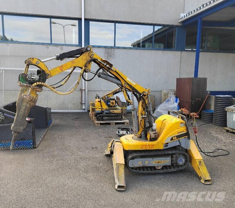 Brokk 90 Purkukoneet