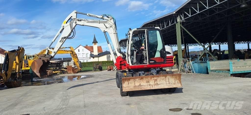 Takeuchi TB 295 W Pyöräkaivukoneet