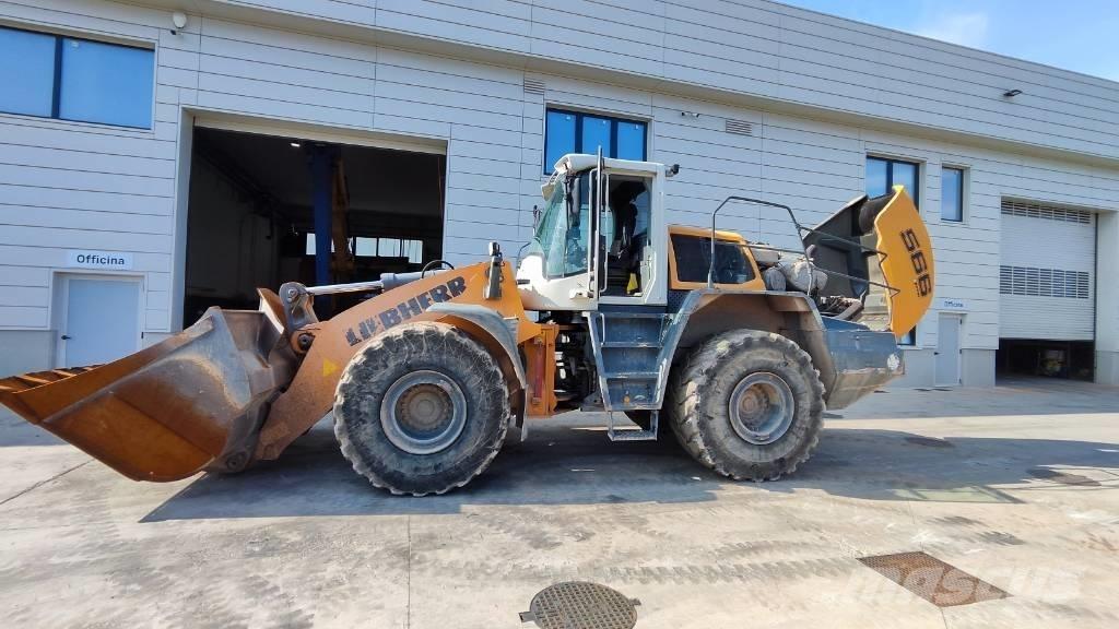 Liebherr L 566 Pyöräkuormaajat