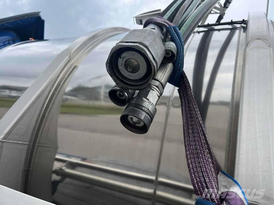 VM TARM Gylletrailer Säiliöpuoliperävaunut