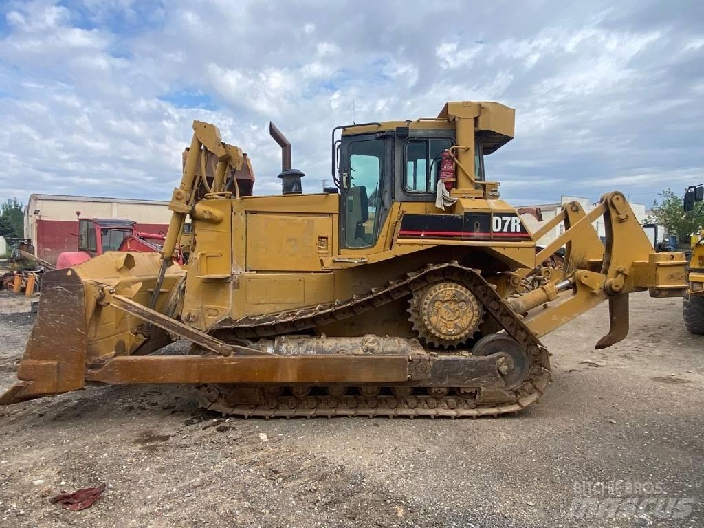 CAT D 7 R Telaketjupuskutraktorit