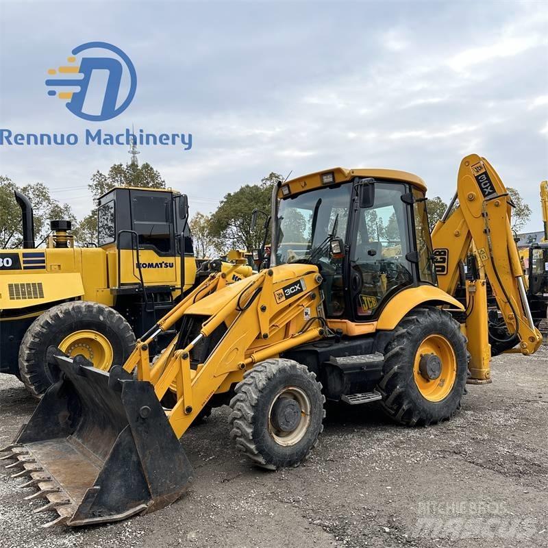 JCB 3 CX Kaivurikuormaajat