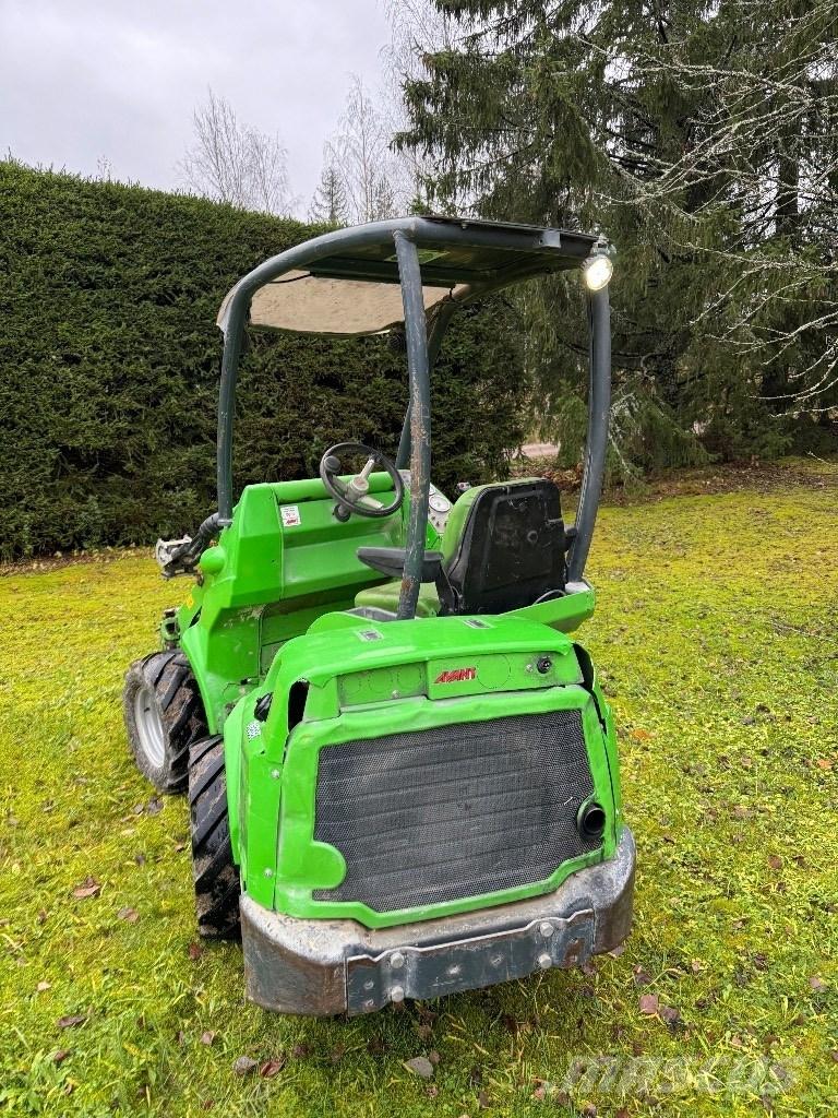 Avant 528 Yleiskuormaajat