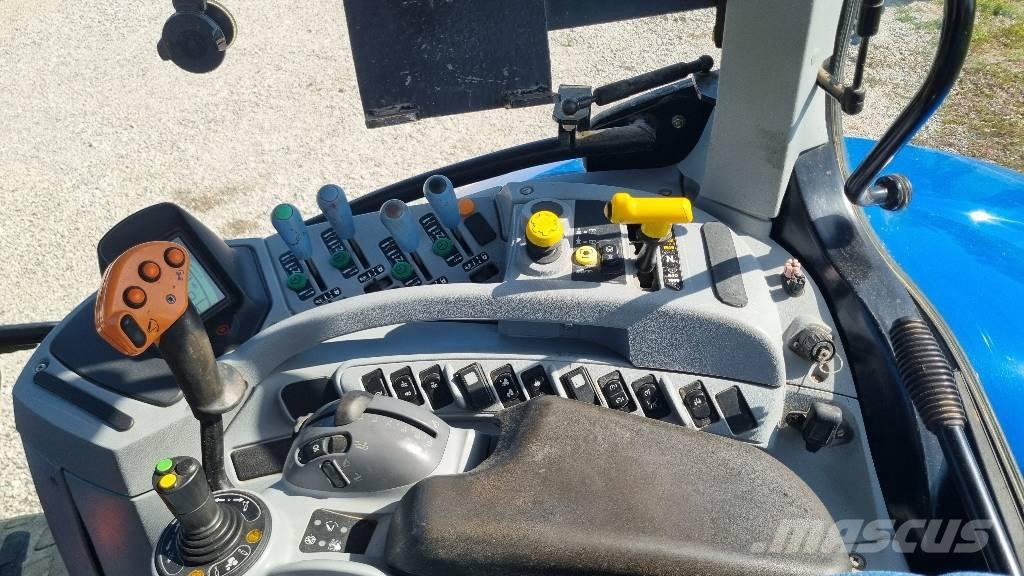 New Holland T6080 Traktorit