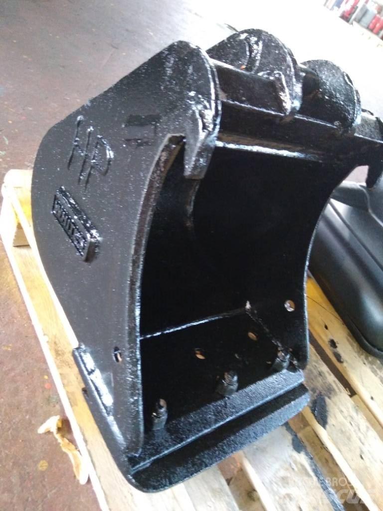 CAT 301.7 D Minikaivukoneet < 7t