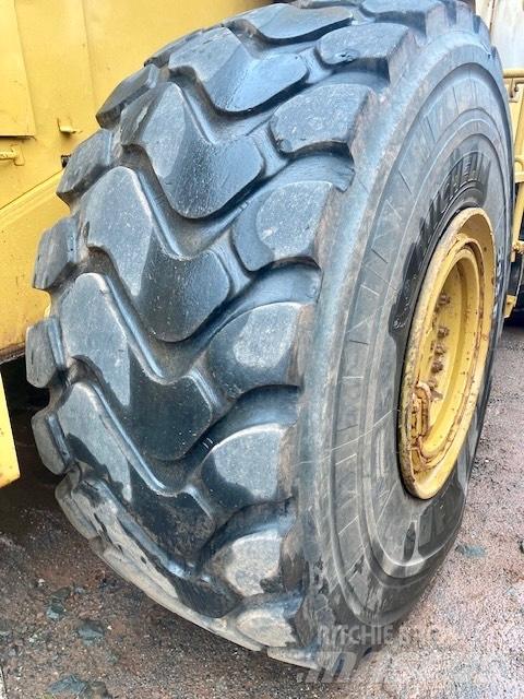 CAT 980 C Pyöräkuormaajat