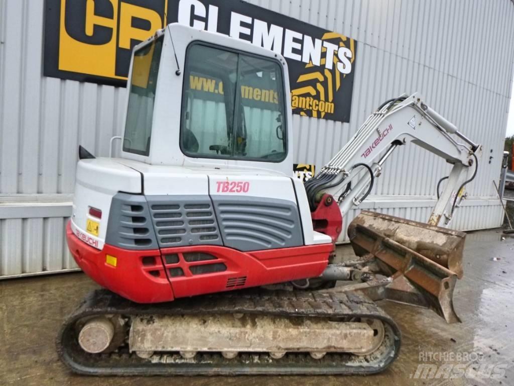 Takeuchi TB250 Minikaivukoneet < 7t